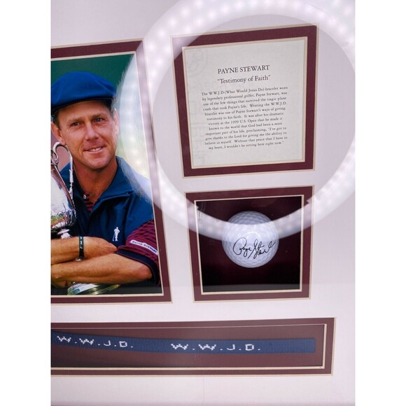 Payne Stewart Signed Photo, WWJD Bracelet, & National Golf Ball Framed - Picture 6 of 10